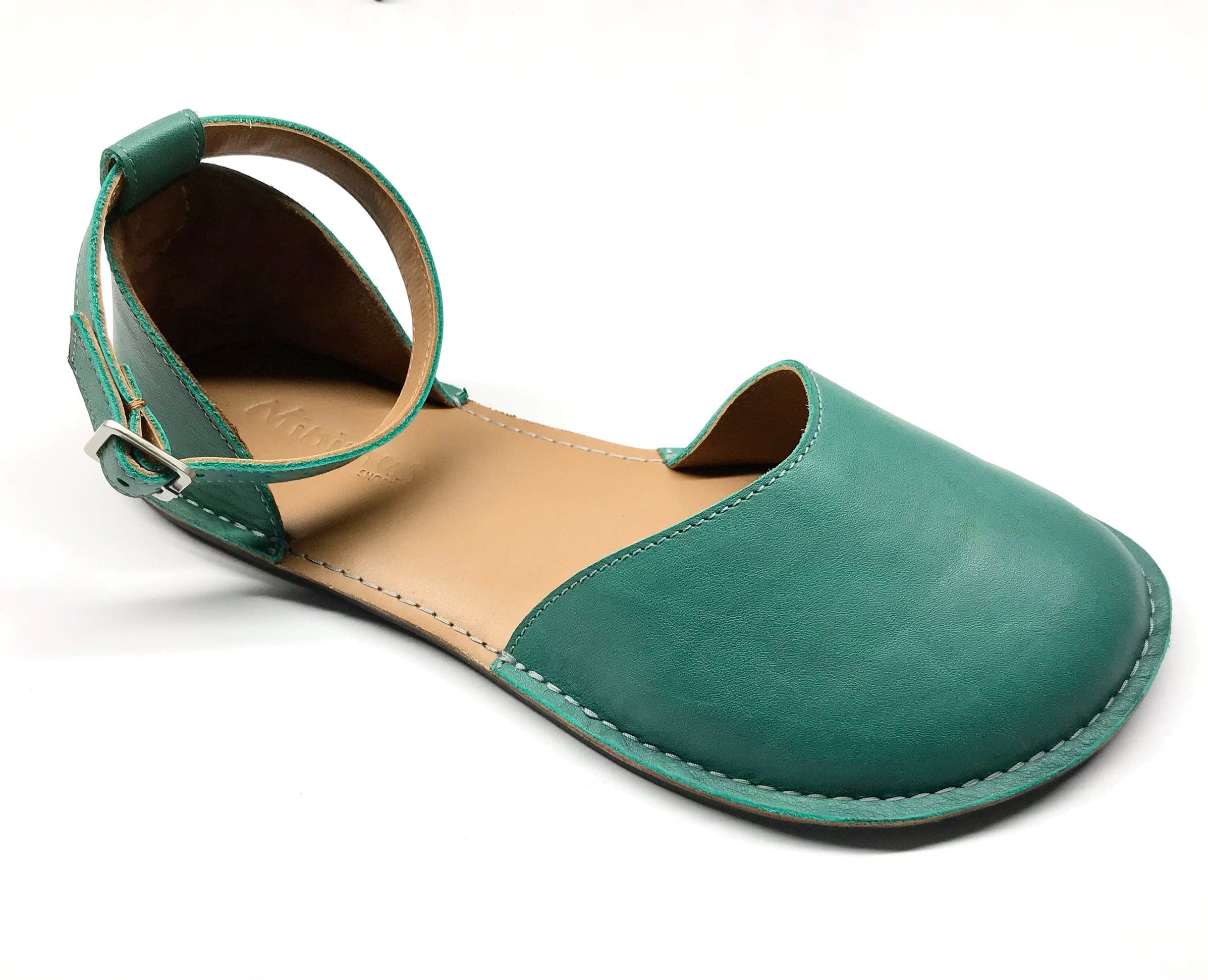 Minimus paljasjalkakengät